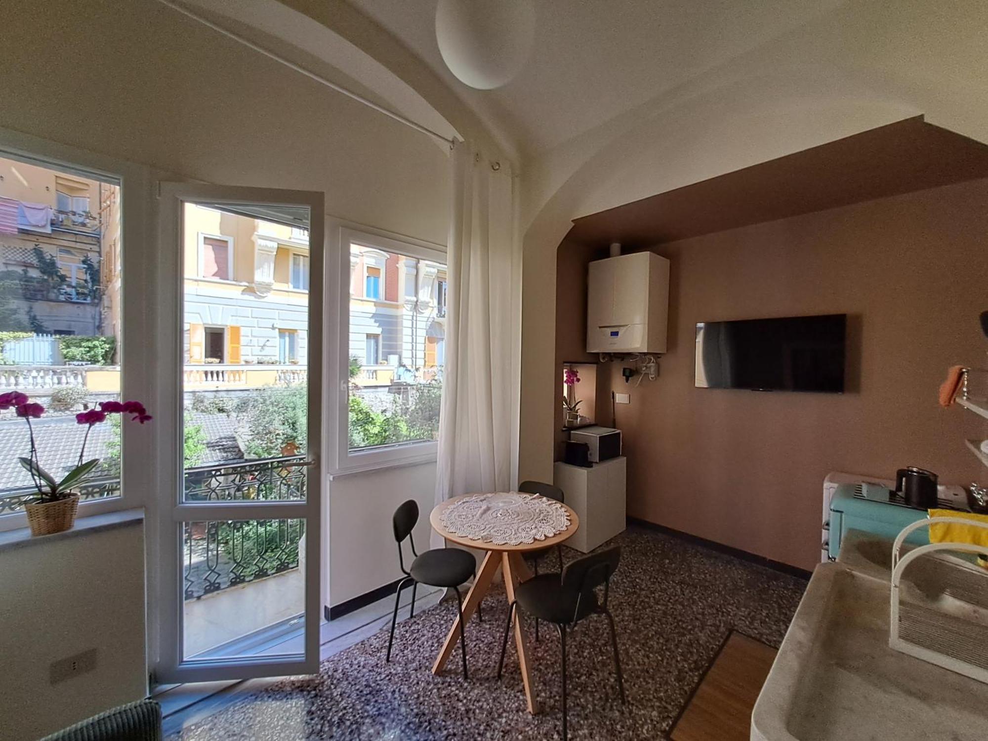 L'Alcova B&B, A Due Passi Dal Centro Genova Eksteriør billede